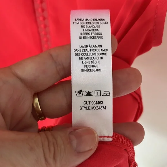 Size S top - Picture 4 of 5